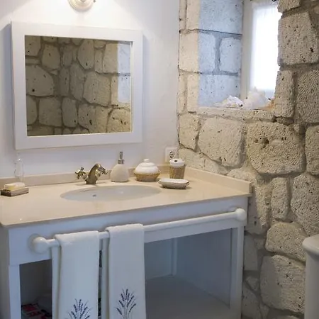 Perla Αλακάτι